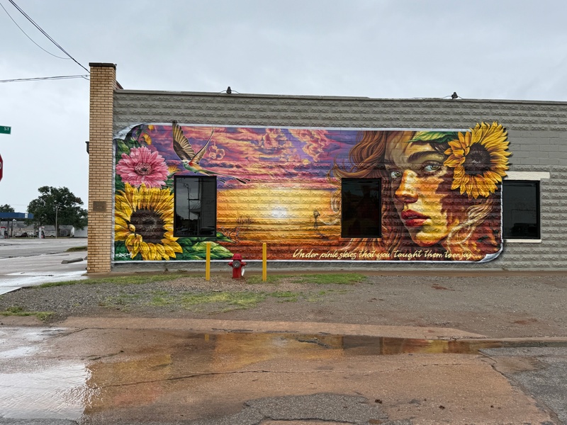 mural in Alva by artist unknown.