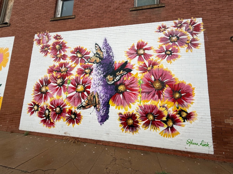 mural in Alva by artist unknown.