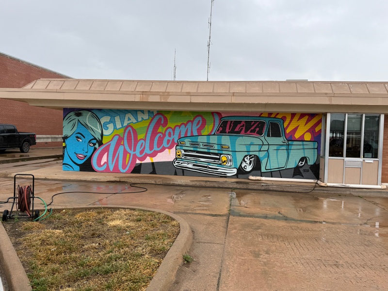 mural in Alva by artist unknown.