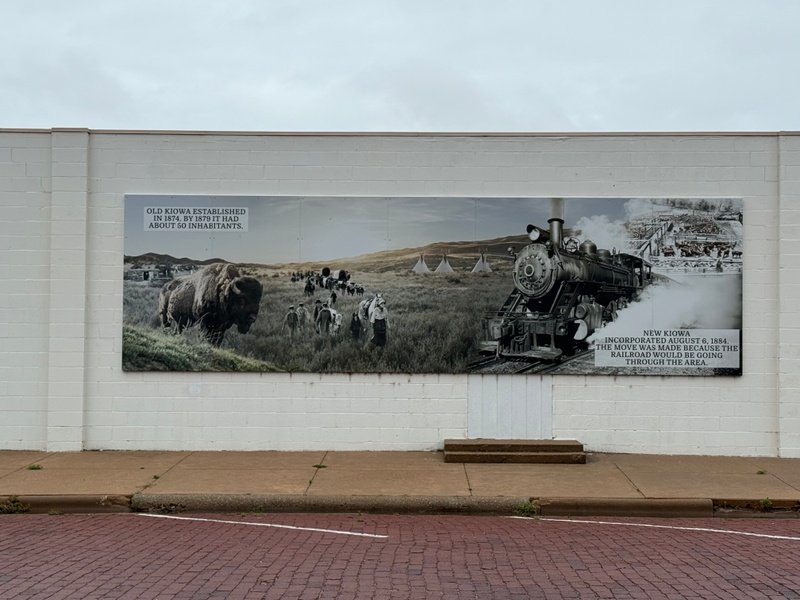 mural in Kiowa by artist unknown.