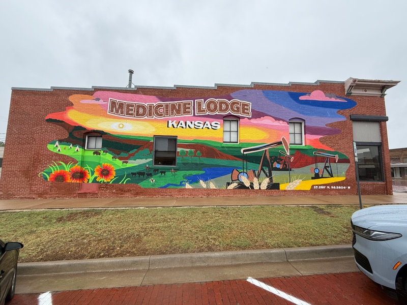 mural in Medicine Lodge by artist unknown.