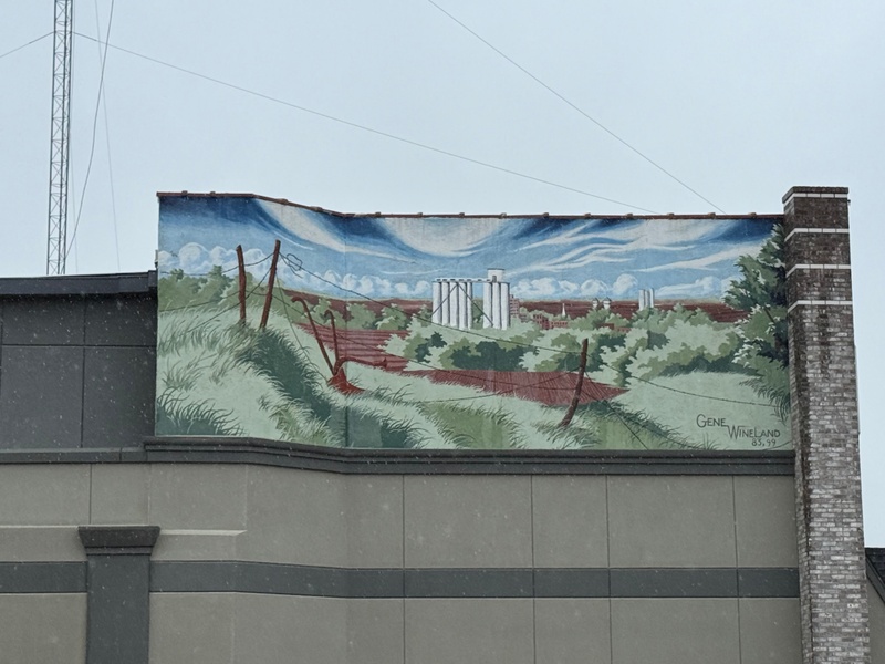 mural in Pratt by artist unknown.