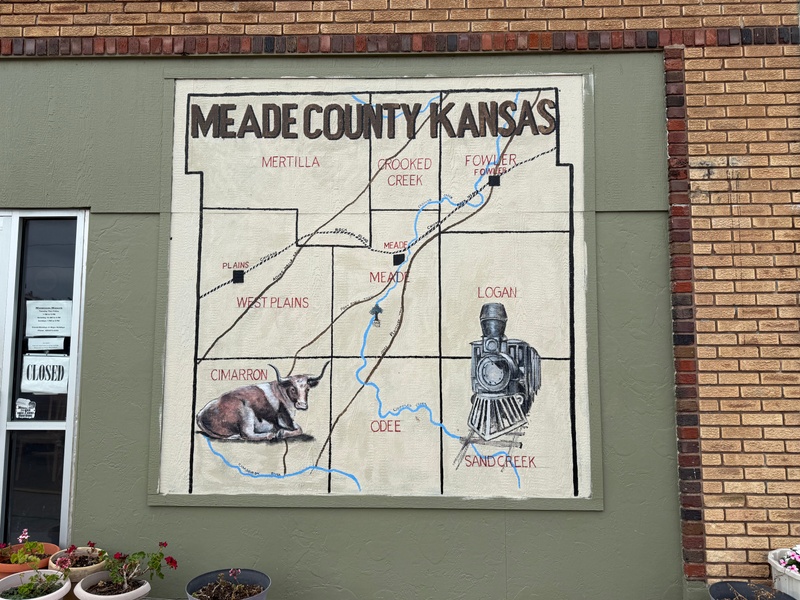 mural in Meade by artist unknown.