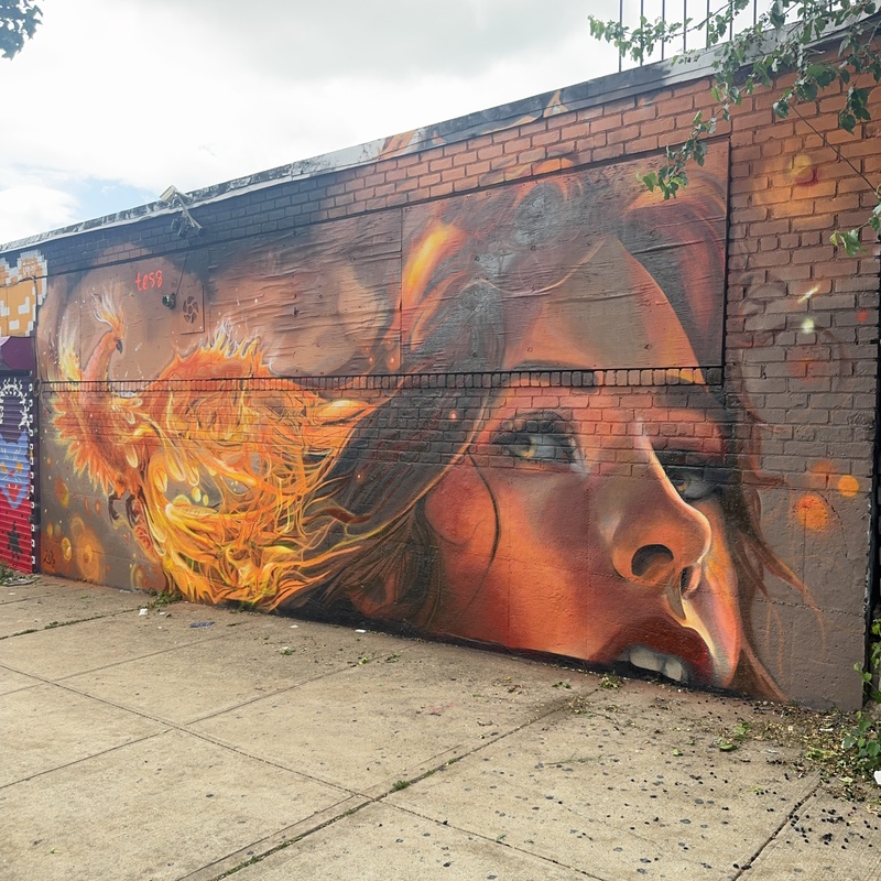 mural in Queens by artist unknown.