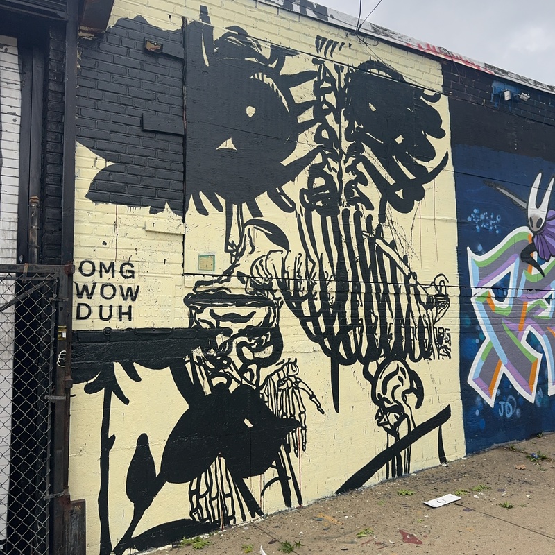 mural in Queens by artist unknown.