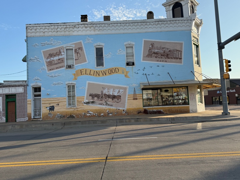mural in Ellinwood by artist unknown.