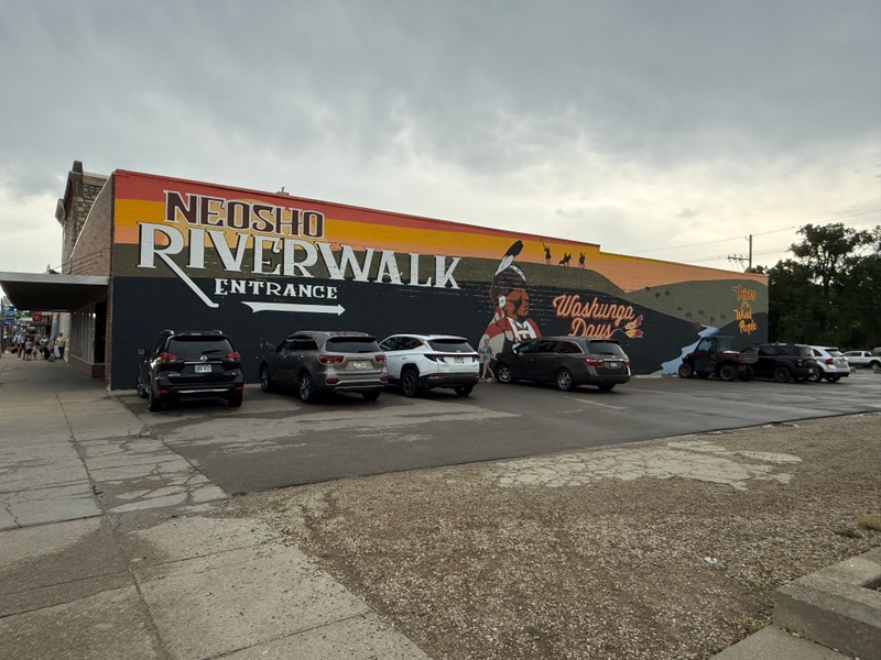 mural in Council Grove by artist unknown.