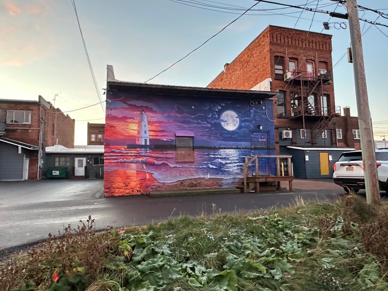 mural in Ashland by artist unknown.