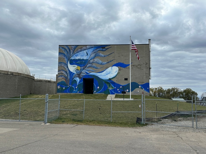 mural in Bemidji by artist unknown.