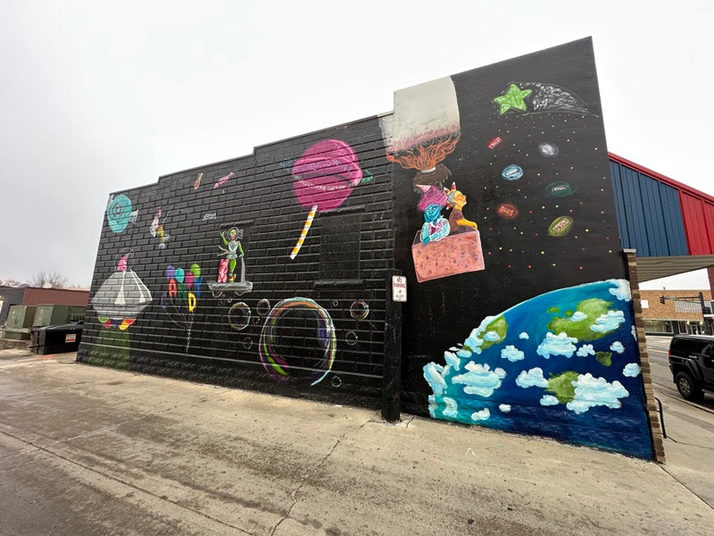 mural in Thief River Falls by artist unknown.