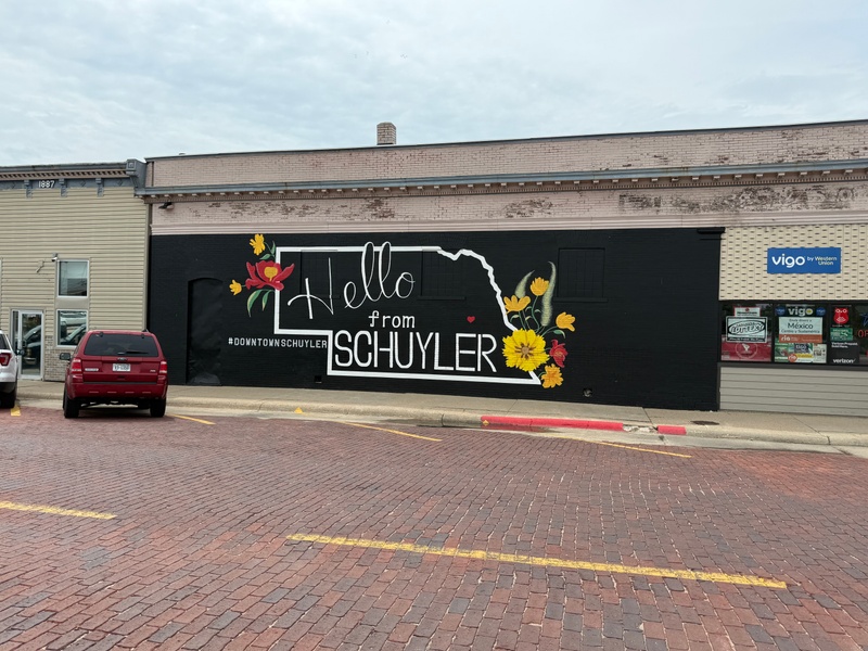 mural in Schuyler by artist unknown.
