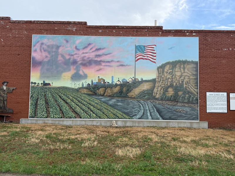 mural in Crofton by artist unknown.