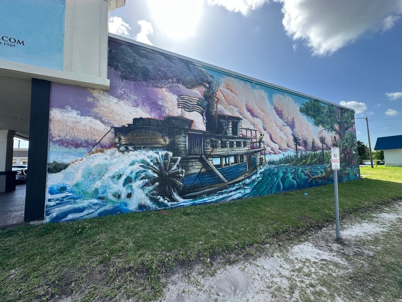 mural in Kissimmee by artist unknown.