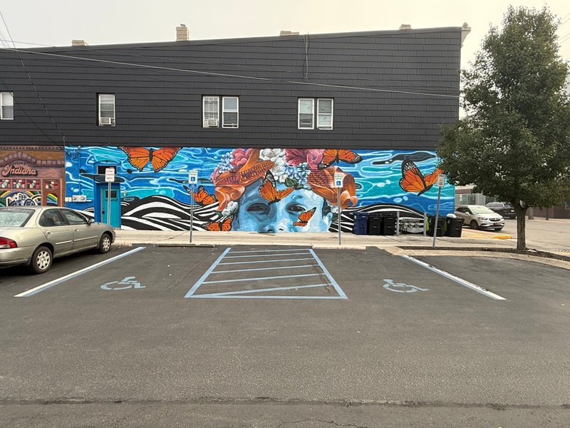 mural in Huntington by artist unknown.