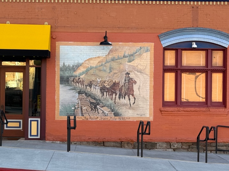 mural in Cripple Creek by artist unknown.