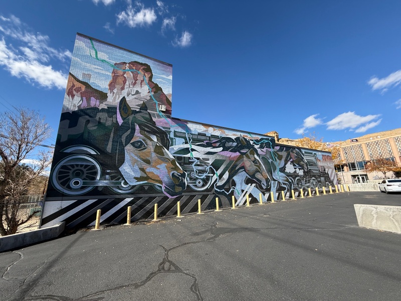 mural in Green River by artist unknown.