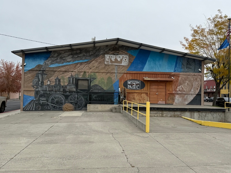 mural in Elko by artist unknown.