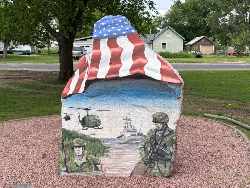 mural in Hawarden by artist unknown.