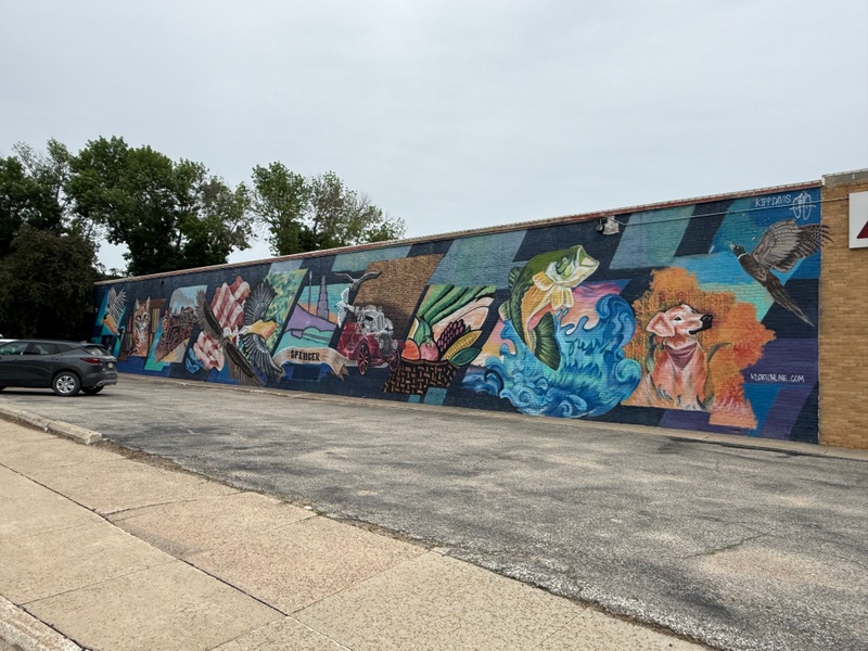 mural in Spencer by artist unknown.