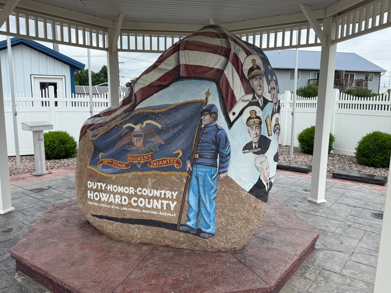 mural in Cresco by artist unknown.