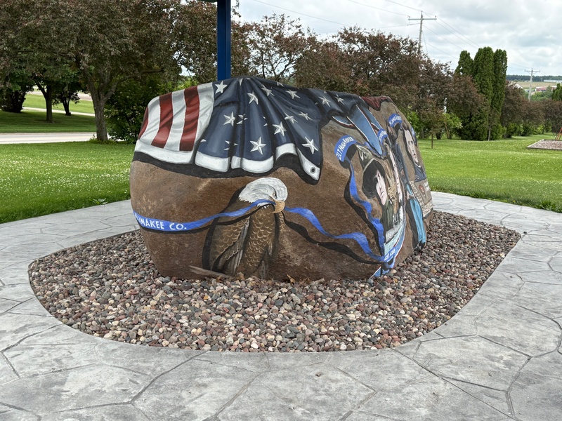 mural in Waukon by artist unknown.