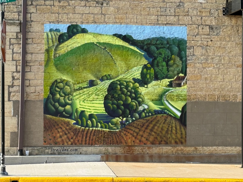 mural in Bellevue by artist unknown.