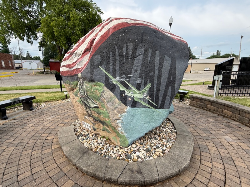 mural in Ackley by artist unknown.