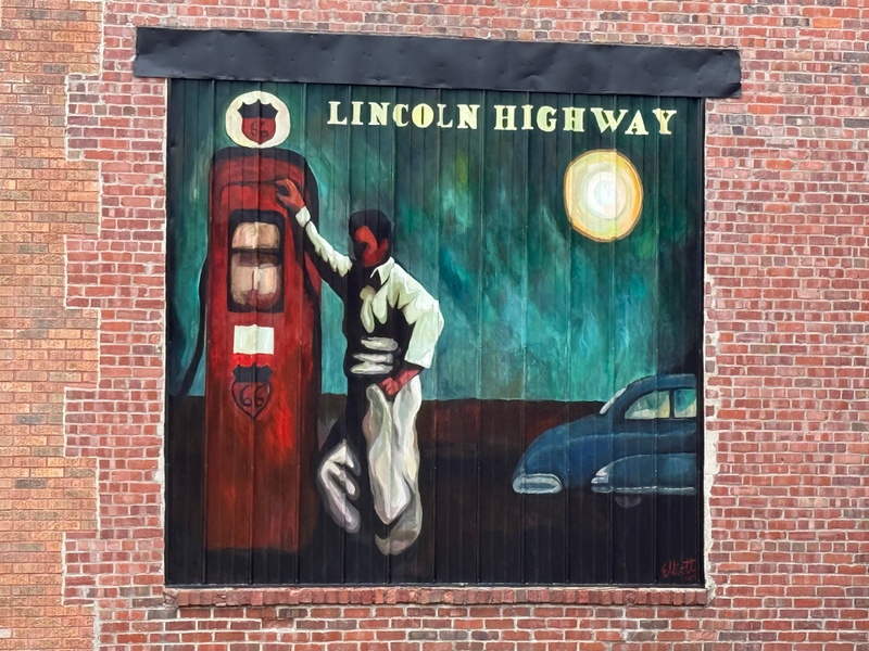 mural in Jefferson by artist unknown.