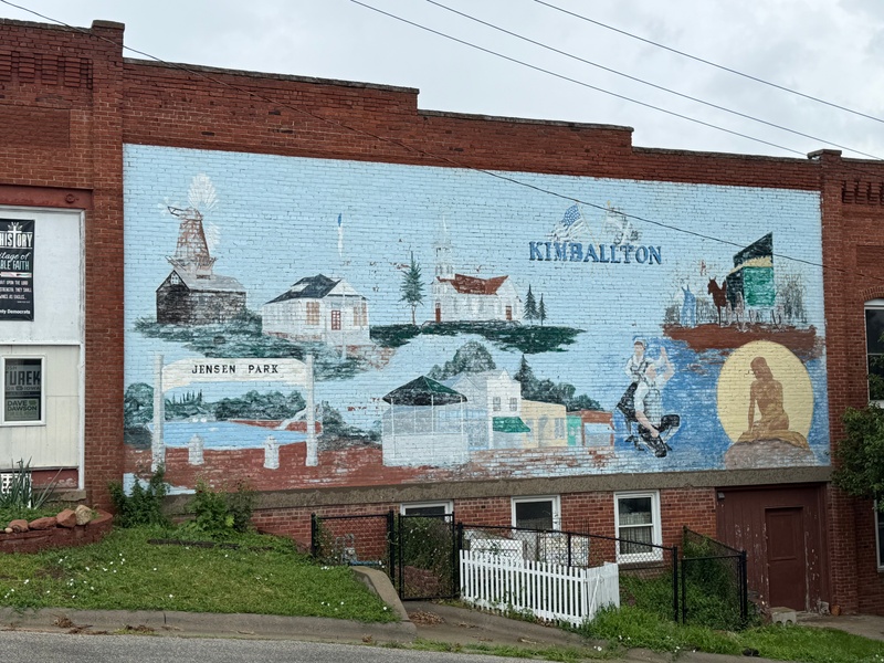 mural in Kimballton by artist unknown.