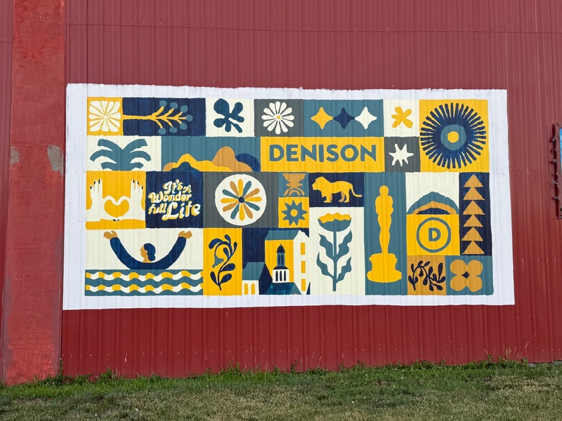 mural in Denison by artist unknown.