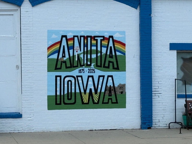 mural in Anita by artist unknown.