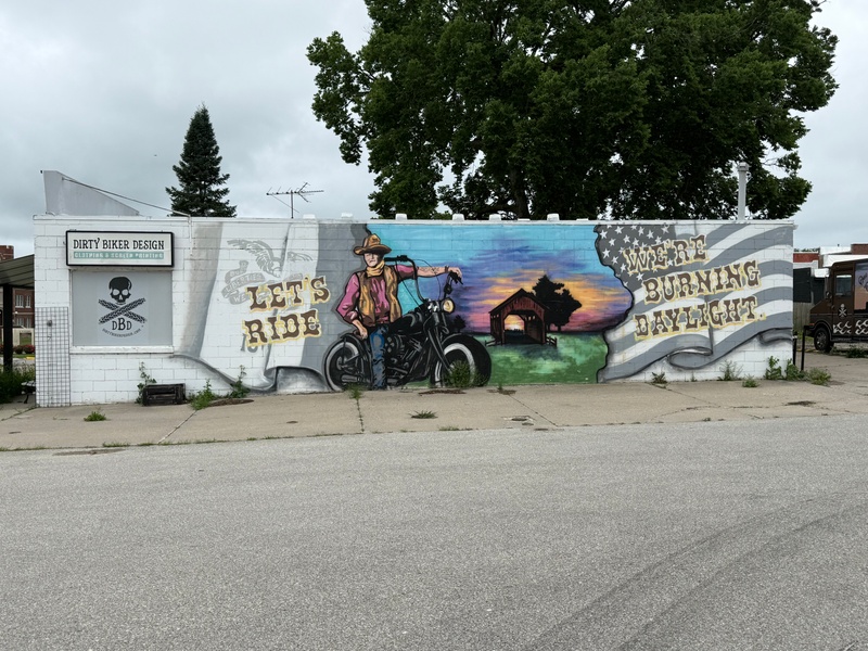 mural in Winterset by artist unknown.