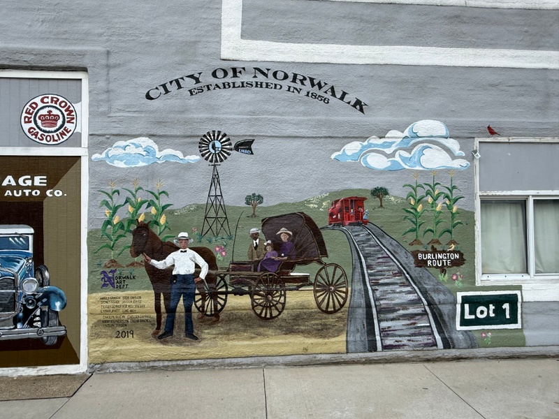 mural in Norwalk by artist unknown.