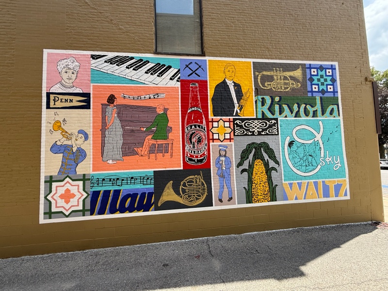 mural in Oskaloosa by artist unknown.