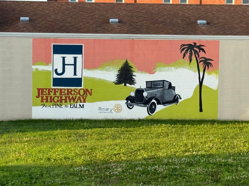 mural in Leon by artist unknown.