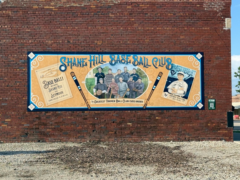 mural in Clio by artist unknown.