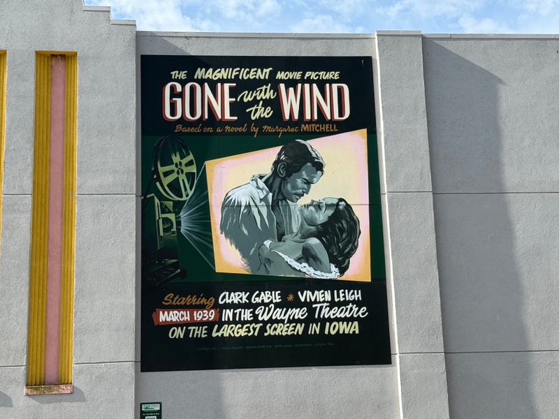 mural in Corydon by artist unknown.