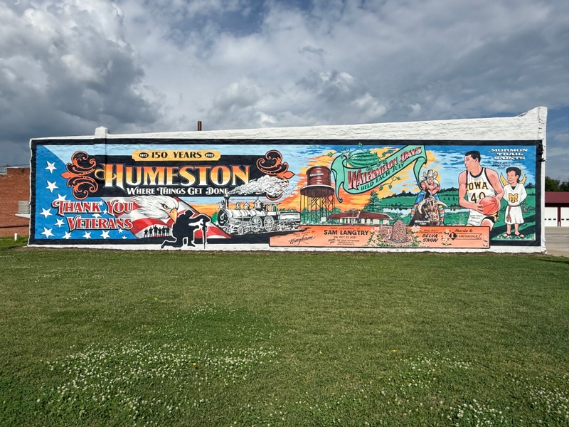 mural in Humeston by artist unknown.