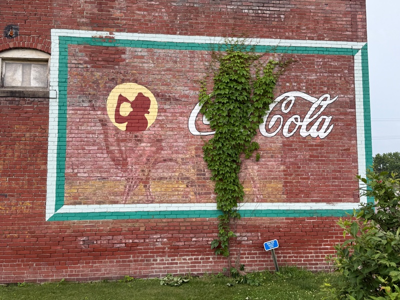 mural in Seymour by artist unknown.