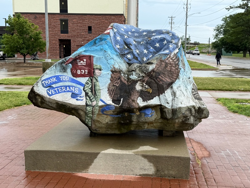 mural in Ottumwa by artist unknown.