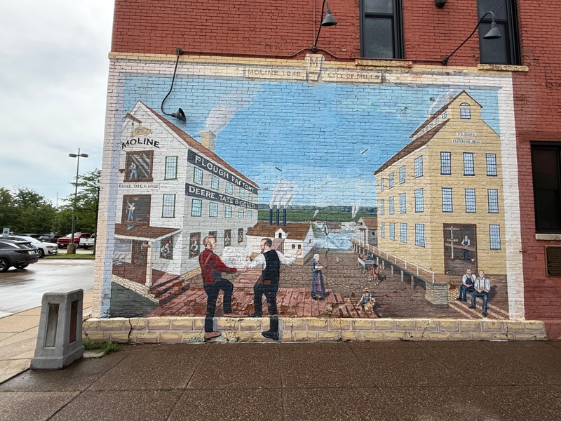 mural in Moline by artist unknown.
