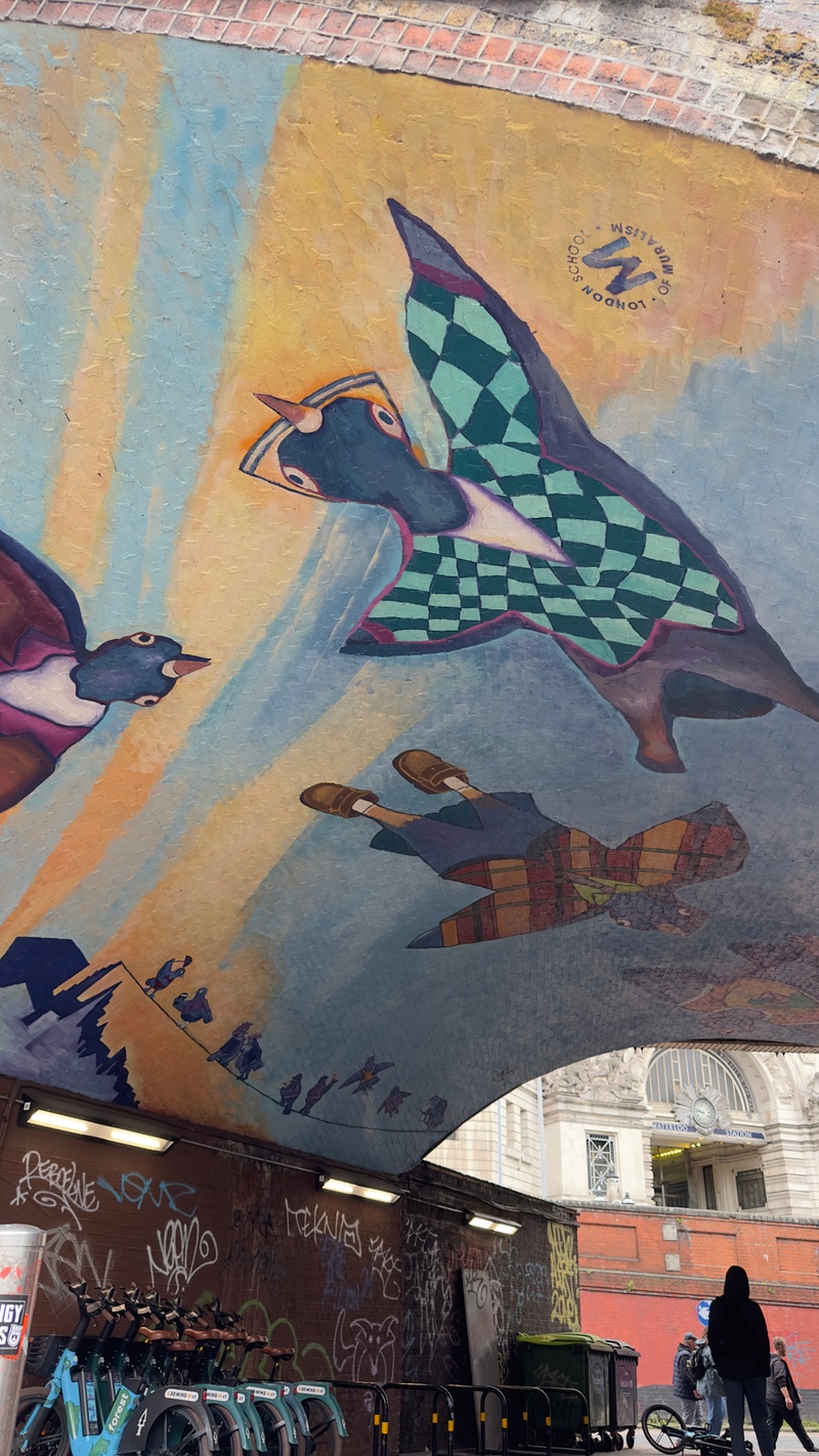 mural in  by artist unknown.