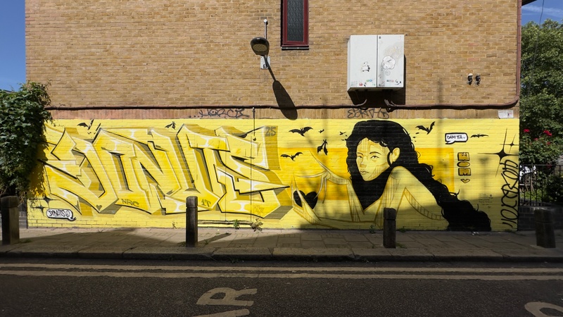 mural in  by artist unknown.