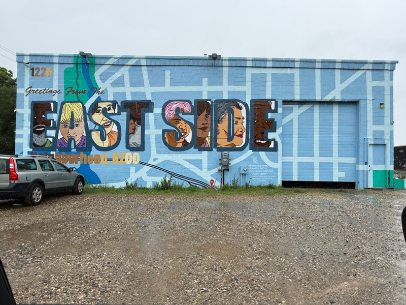 mural in Kalamazoo by artist unknown.