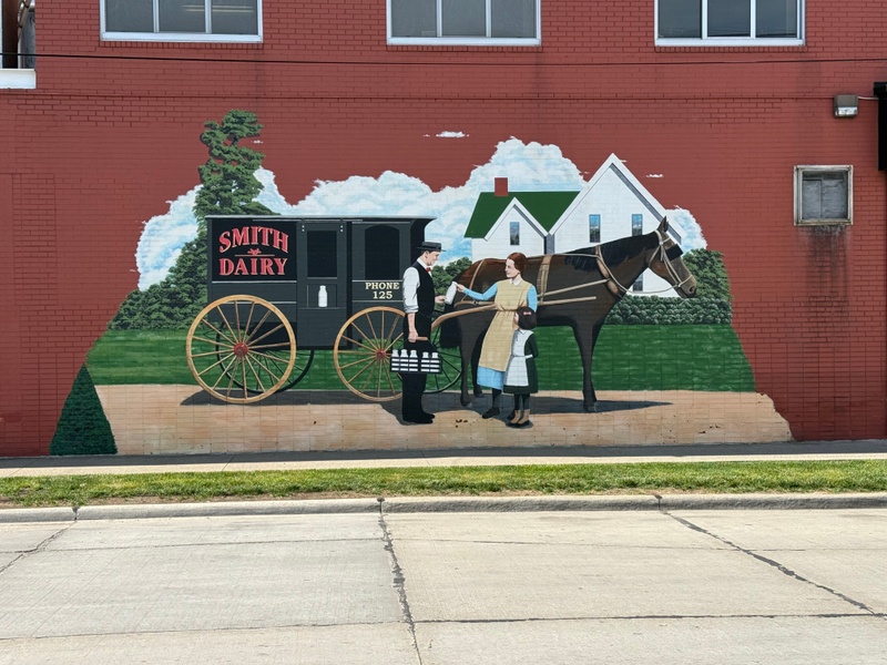 mural in Orrville by artist unknown.
