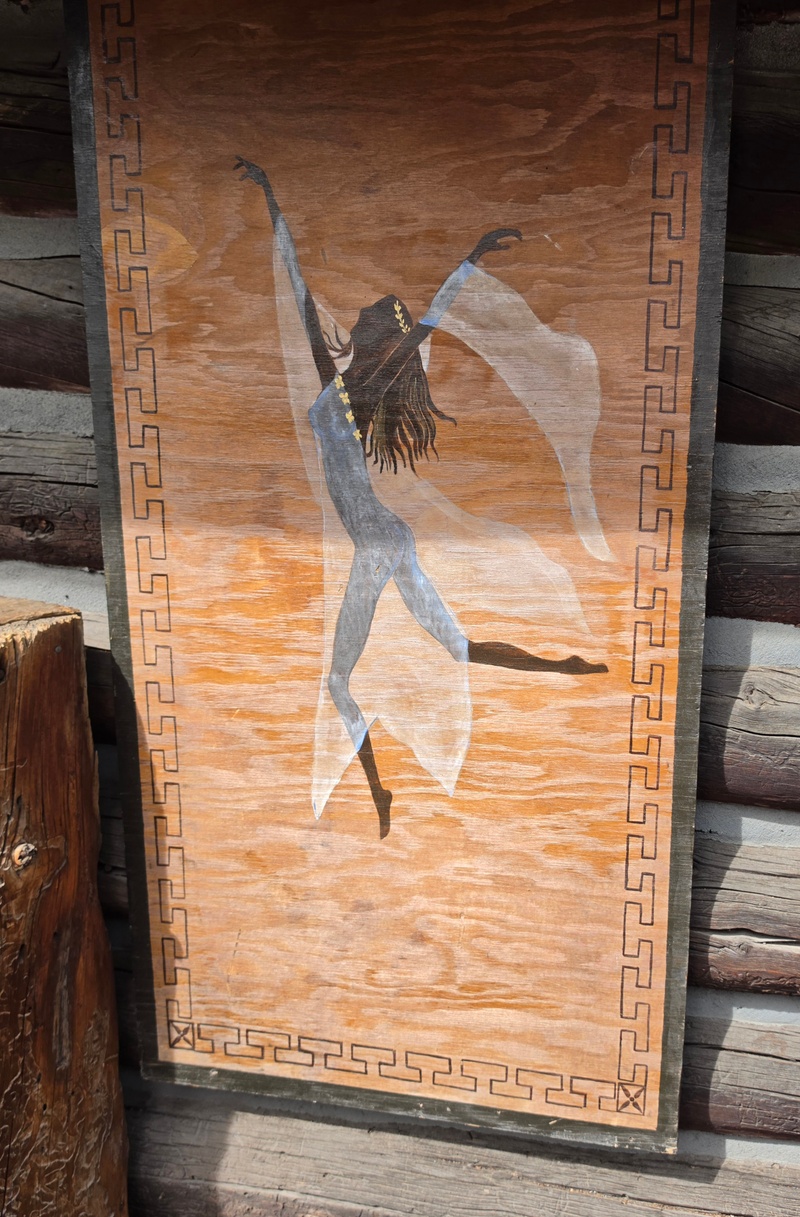mural in Fairbanks by artist unknown.