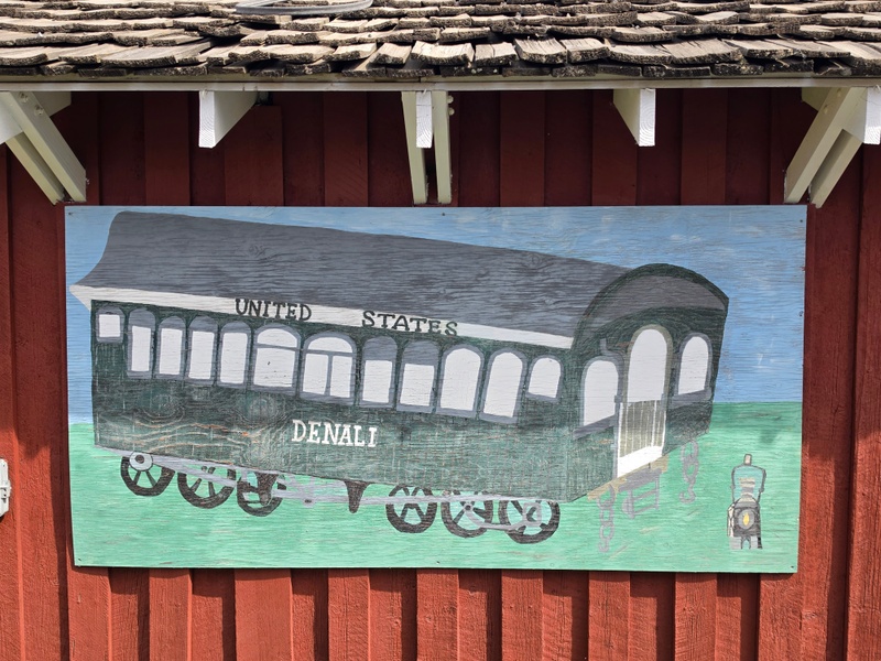 mural in Fairbanks by artist unknown.