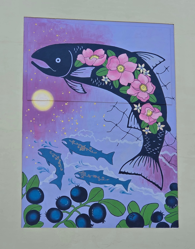 mural in Fairbanks by artist unknown.