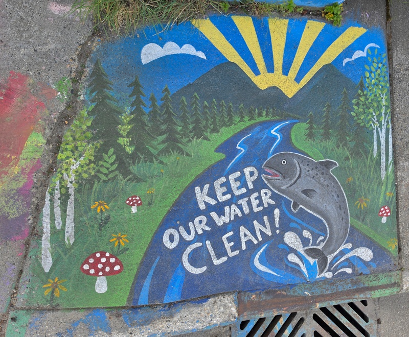 mural in Fairbanks by artist unknown.