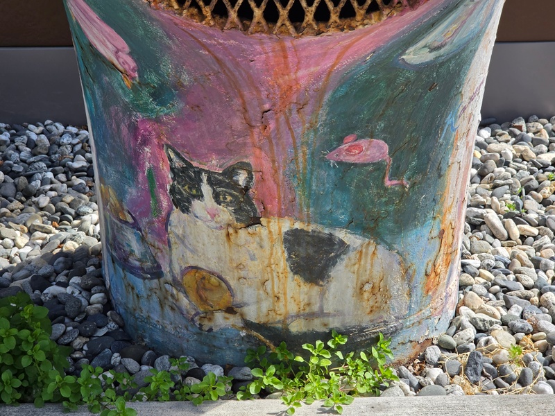 mural in Fairbanks by artist unknown.